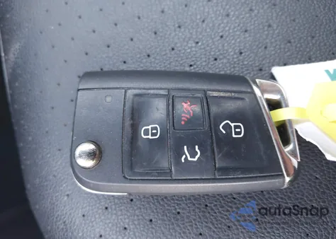 2019 Volkswagen Tiguan Se/Sel/Sel R-Line Jet-Black/Sel R-Line z USA, uszkodzony, nr VIN 3VV2B7AX2KM163421